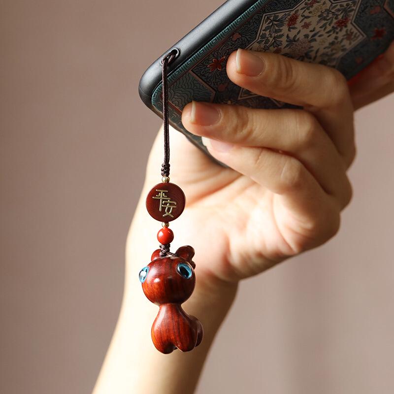 Брелок и ремешок для телефона в виде мультяшного оленя из сандалового дерева - Унисекс плетеный орнамент