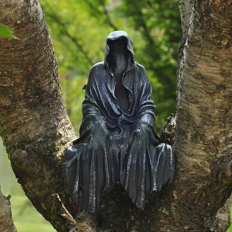 New Reaping Solace The Reaper Sitting Statue Gothic Desktop Resin Black Sculptures For Home Decoration Ornament