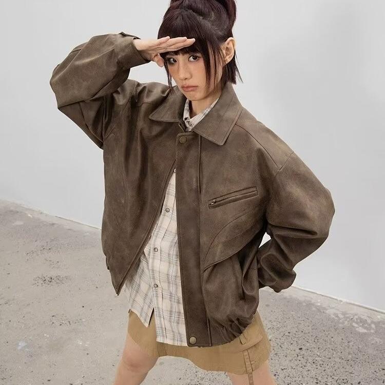 "Men’s Trendy Brown Distressed Leather Jacket - American Retro Design, Casual Lapel."