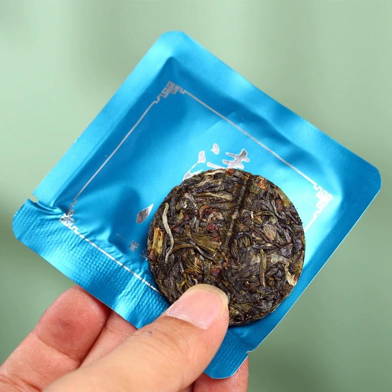 Юньнаньский пуэр сырой чайный пирог листовой чай в железной банке 104 г (8г * 13 шт.)