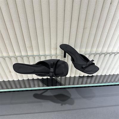 2025 весна и осень новые французские квадратные женские туфли с украшением в виде банта с открытым носком пустые сандалии женские