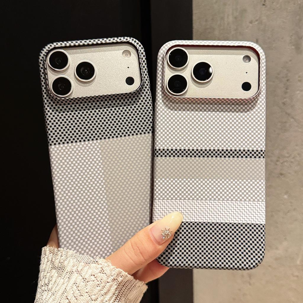 Применимо к iPhone17promax Керамический клетчатый чехол для мобильного телефона Apple 16 Ультратонкая карбоновая наклейка с ощущением кожи 15 Защитный чехол