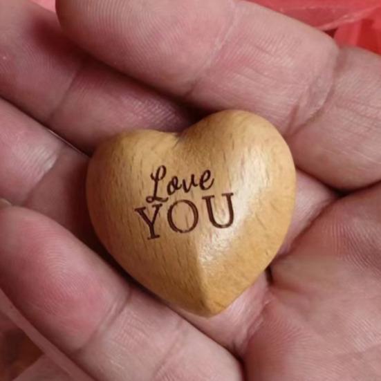 Деревянное Карманное Сердце Объятие Токен Напоминание о Любви Портативный Памятный Мини Сердце Любви