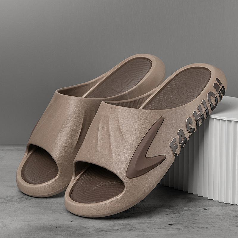 Однословные тапочки мужские летние модные уличные сандалии новые нескользящие износостойкие пляжные мужские крутые тапочки