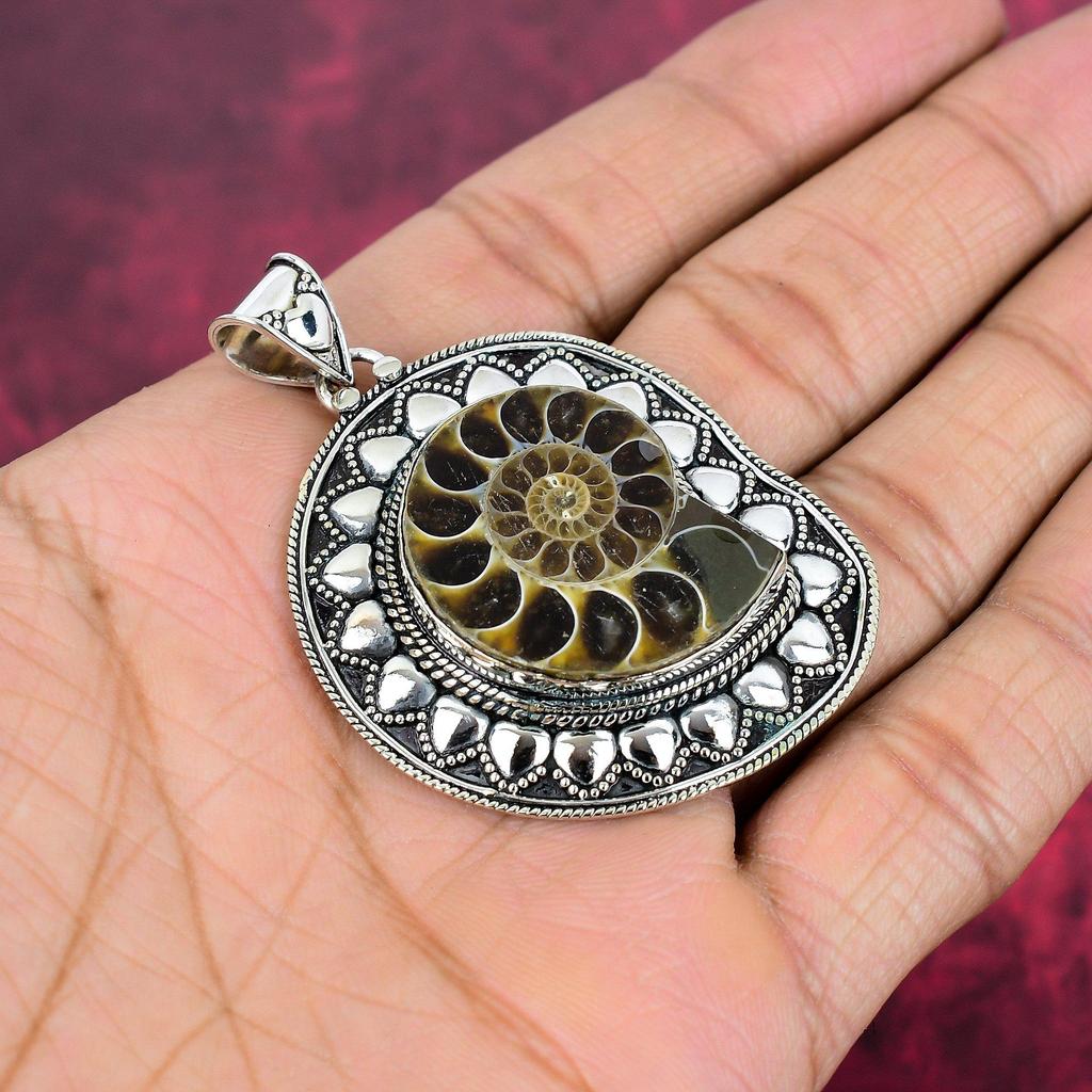 Подвеска из цельного серебра 925 пробы с ископаемым аммонитом, ювелирное изделие ручной работы с драгоценными камнями на День памяти