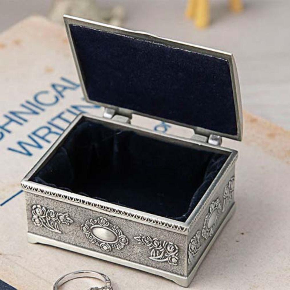 Винтажная металлическая шкатулка для украшений в форме сердца для хранения колец, безделушек, подвесок, бусин