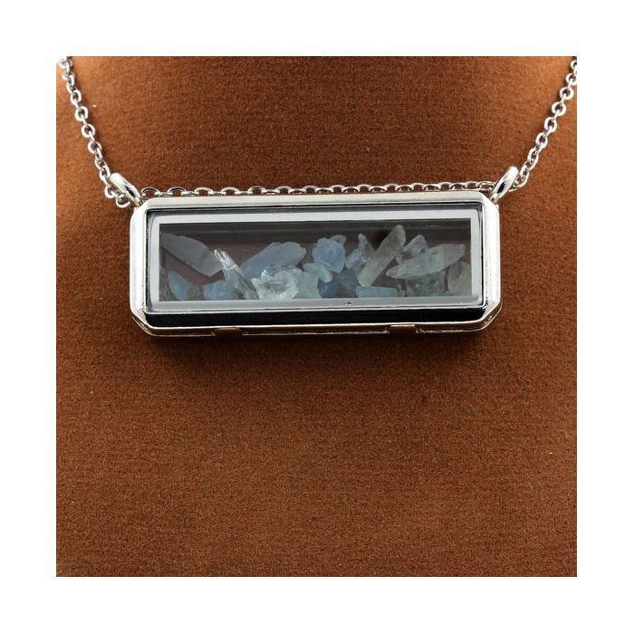 Stones and Minerals. Raw Aquamarine Necklace. Rectangle Model.