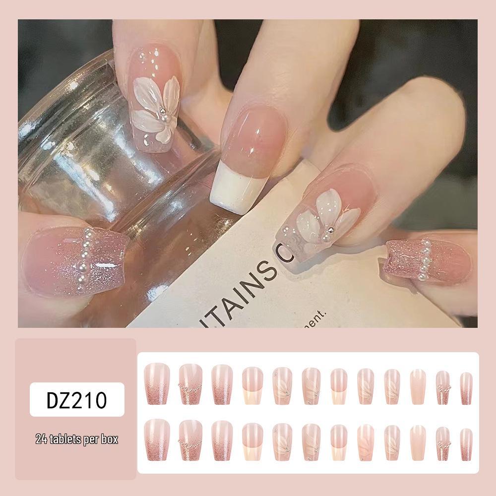 Многоразовый набор для дизайна ногтей Blush: 24 съемные наклейки для ногтей