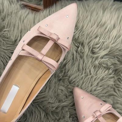 Заостренные красивые внутренние одинарные туфли, увеличивающие рост, женские, весна-лето 2025, новые маленькие универсальные туфли Мэри Джейн со стразами и бантом