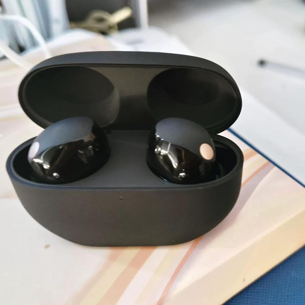Беспроводные Bluetooth-наушники-вкладыши Sony WF-1000XM5 с шумоподавлением