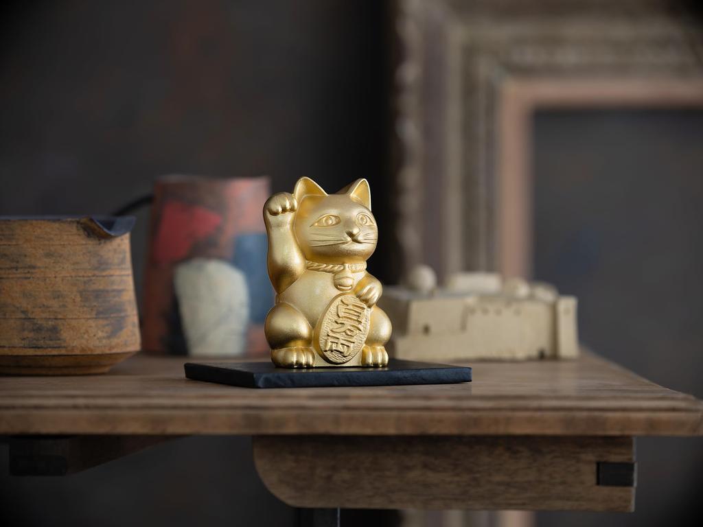 Ginjado Maneki Neko Matte Gold Hand of Cat Maneki Neko Good Luck Feng Shui Figurine Takaoka Copperware Neko (Gold Plated, Painted)_Right Raised/Made