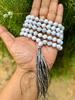 8 мм Круглые 108+1 Бусины Гуру Оригинальные БЕЛЫЙ HOWLITE Розарий, Джапа Мала, Ожерелье, Заряженные, Йога Молитва Исцеление Медитация, Бесплатная Доставка