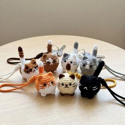 Ручная работа Ручное вязание крючком Брелок для ключей Кот Животное Мягкий Милый Маленький Кот Кукла Брелок Плетеный Ремешок Многоцветный Кот Плюшевый Брелок
