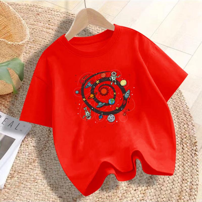 Летние футболки с короткими рукавами для мальчиков. Летние топы для больших мальчиков. Детская футболка для малышей. Детская повседневная футболка с черным дырочным узором.