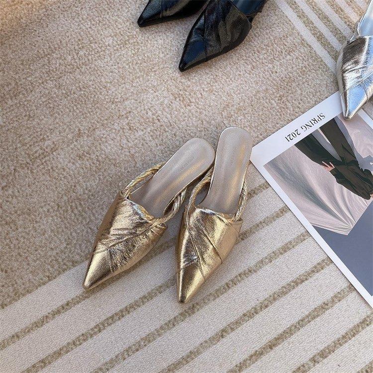 Модные женские туфли с острым носком, туфли-лодочки на плоской подошве, повседневные туфли на плоской подошве, элегантные плиссированные туфли, роскошные брендовые сандалии, золотистые