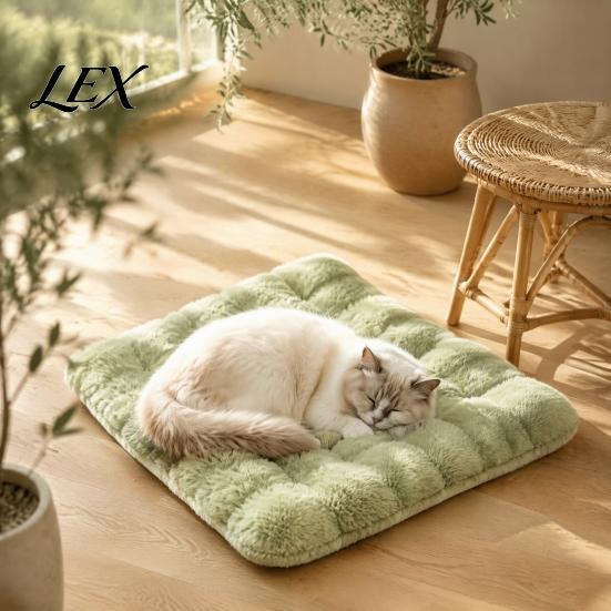 Soft Pet Supplies for Pets Faux Fur Mat, Warm Cat Sleeping Pad with Non-slip Bottom, Comfortable Rug Dogs Self-Warming Fuzzy Cozy Mat Bed Cats,