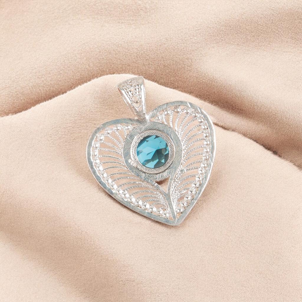 Swiss Blue Topaz Gemstone 925 Sterling Silver Jewelry Handcrafted Pendant 1.4" CP-15-4