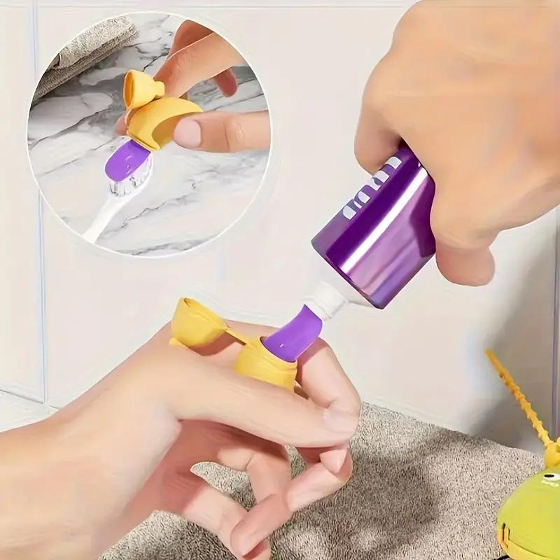 Cute Banana Toothbrush Case - Portable Dustproof Travel Toothbrush Head Protector