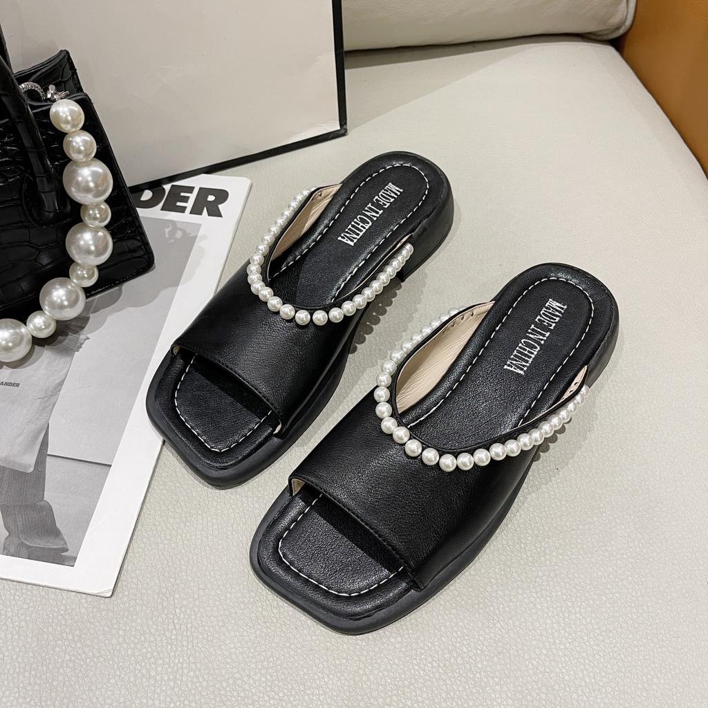 2024 Новые летние женские тапочки Модные сандалии с жемчугом Женские тапочки с открытым носком на низком каблуке Сексуальные сандалии на плоской подошве с открытой пяткой Женские тапочки