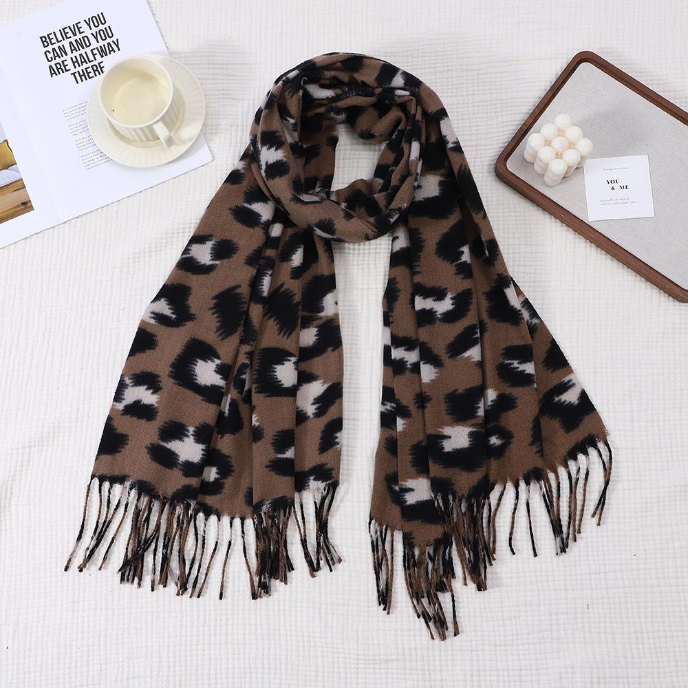 Premium leopard print fringed scarf autumn and winter warm imitation cashmere shawl scarf fashion leopard print fringed scarf