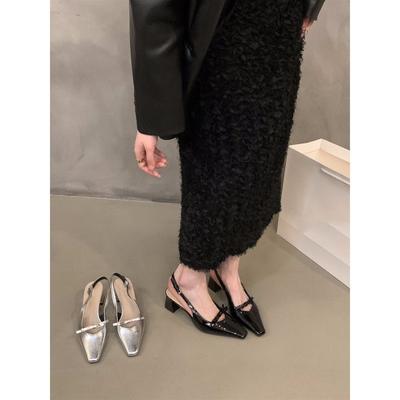 Черные босоножки с сумкой на среднем и высоком каблуке, женская обувь 2025, новинка лета, нишевые, с французским темпераментом, светские, пустые туфли-лодочки