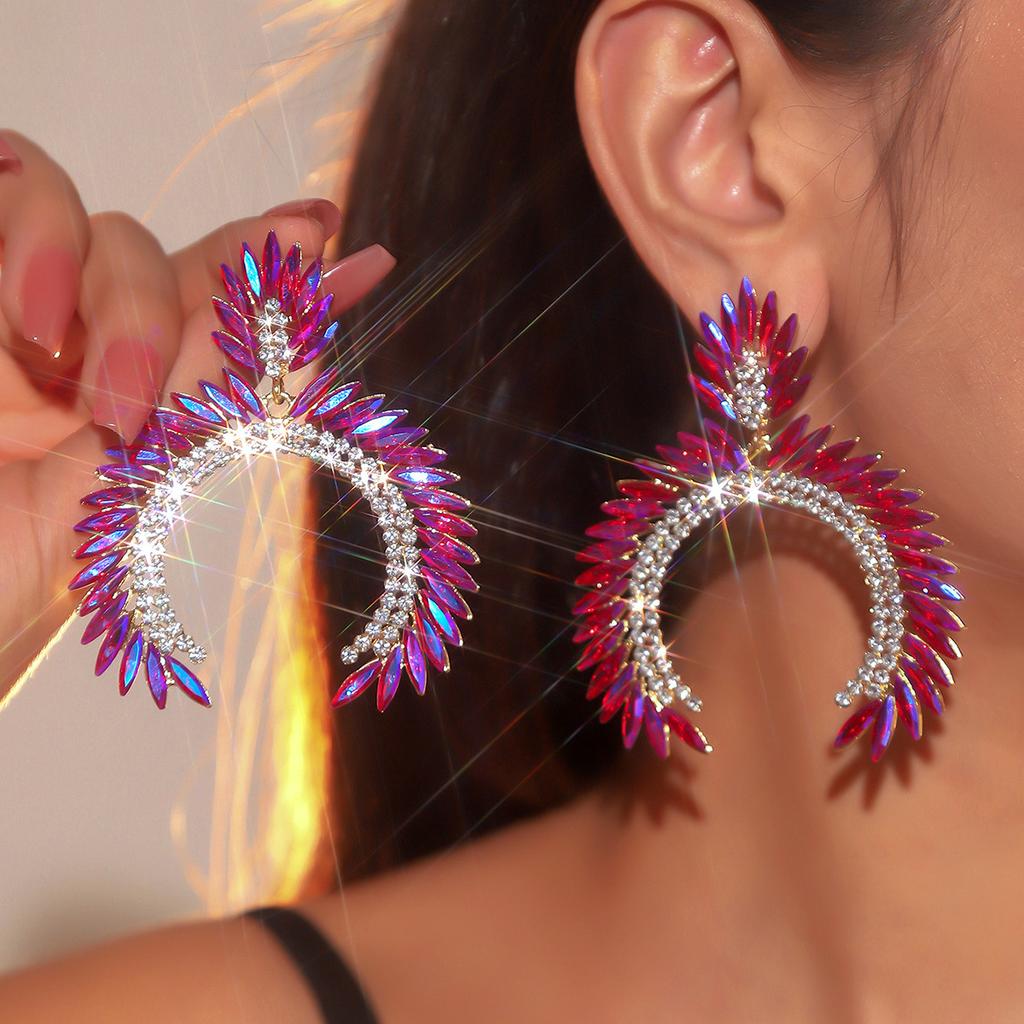 Fashion Geometric C-shaped Colored Glass Rhinestone Earrings for Women, Personalized Exaggerated Stud Earrings and Ear Accessories