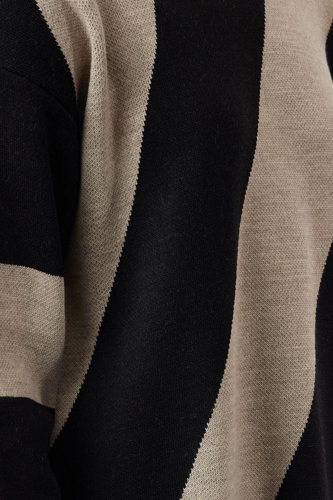 Women's Fashionable Stylish Hijab Sweater Black Stone Color Blocked Knitwear Striped Sweater