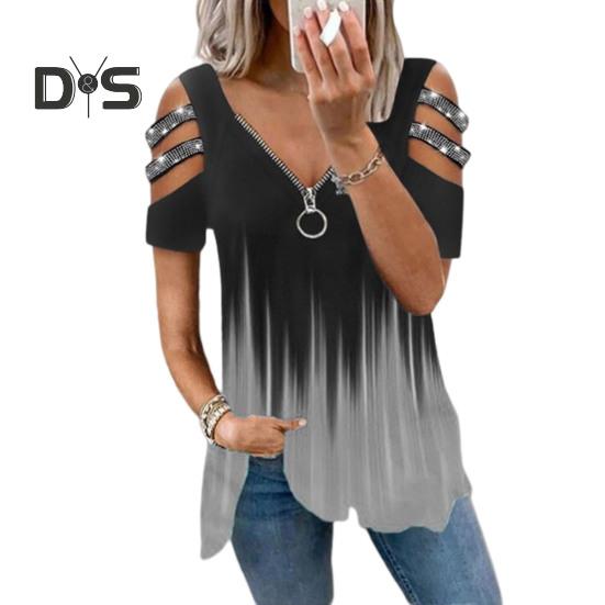 Женская летняя футболка с открытыми плечами, декор со стразами, короткие рукава, большие размеры, свободный подол, V-образный вырез, градиентный контрастный цвет, женская блузка