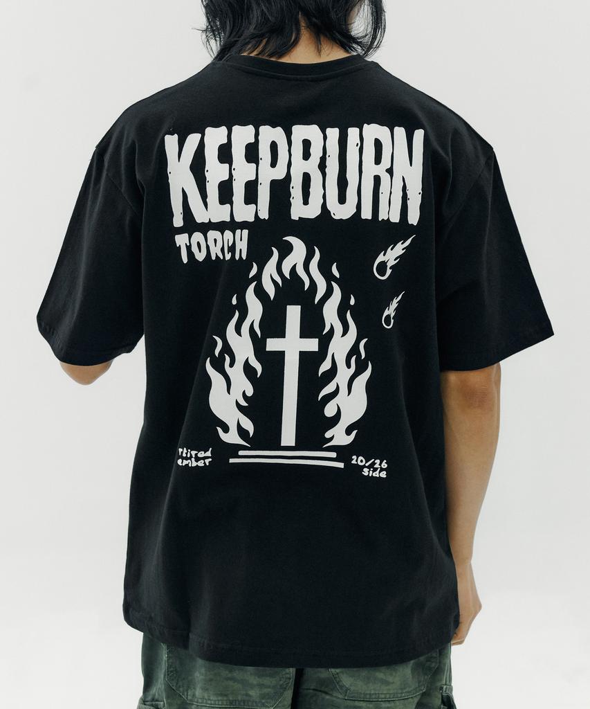 Черные футболки Tochi Keep Burn
