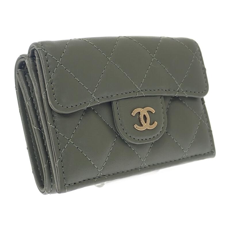 Chanel AP0230-Y04059-NZG82 Кошелек три сложения хаки ягненок Женский
