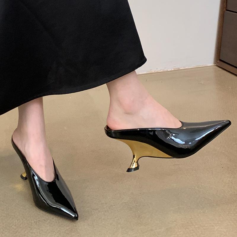 Модные туфли-лодочки на высоком каблуке, шлепанцы для женщин, новинка 2025 года, модная женская обувь с острым носком, женские туфли на необычном каблуке, мюли