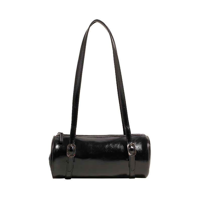 Korean version of the trend drum underarm bag women's 2025 spring new portable baguette bag shoulder bowling commuter bag