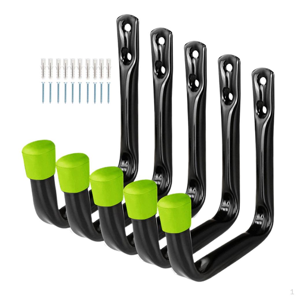 Настенные крючки для эффективного хранения в гараже