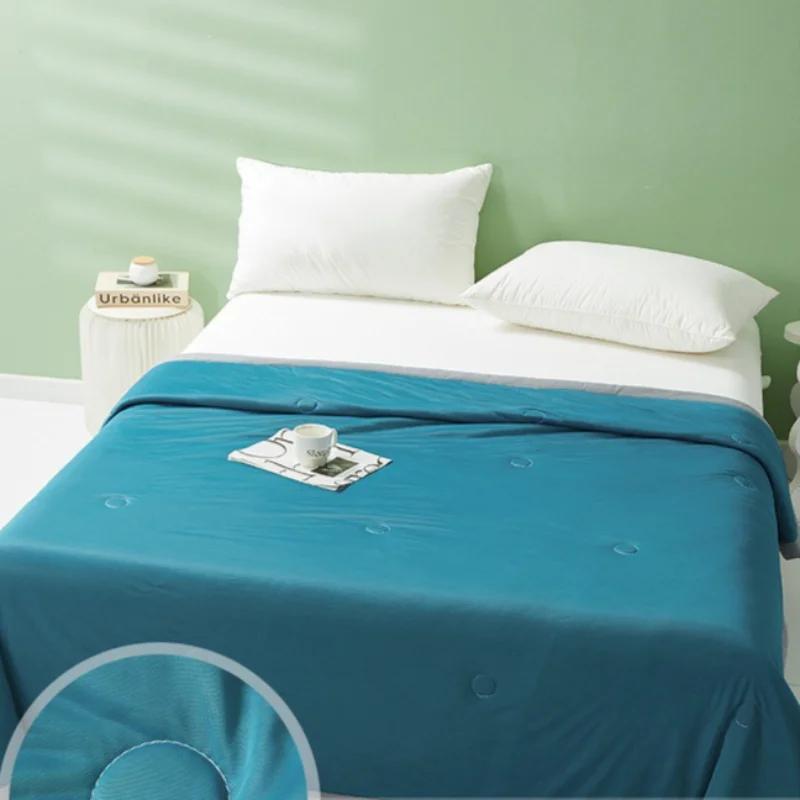 Лето - Необходимое Легкое Одеяло с Кондиционером: Цельное охлаждающее одеяло для общежитий, идеально для жарких ночей