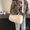 Niche Nylon Bucket Bag Simple 2025 New Casual Shoulder Messenger Bag Versatile Hand Bag