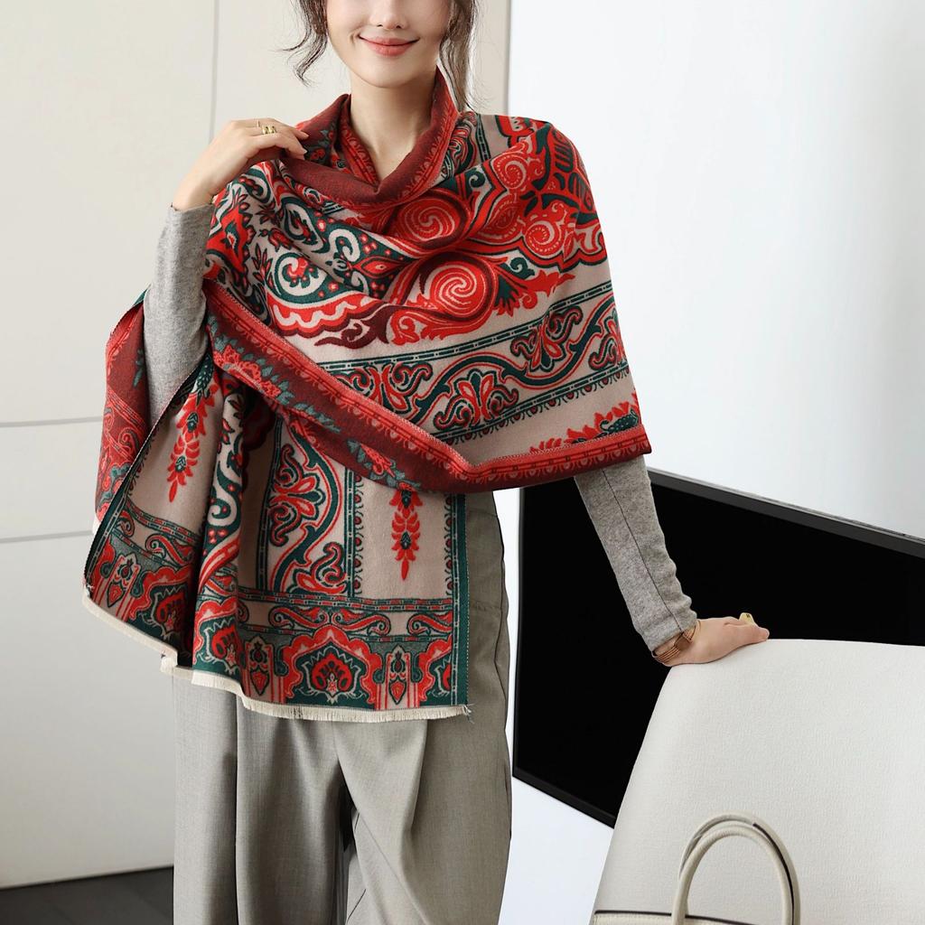 Women's Vintage Floral Jacquard Scarf - Imitation Fleece Thick Windproof Shawl Wrap, Soft Warm Winter Scarf with Botanical Print for Casual Travel