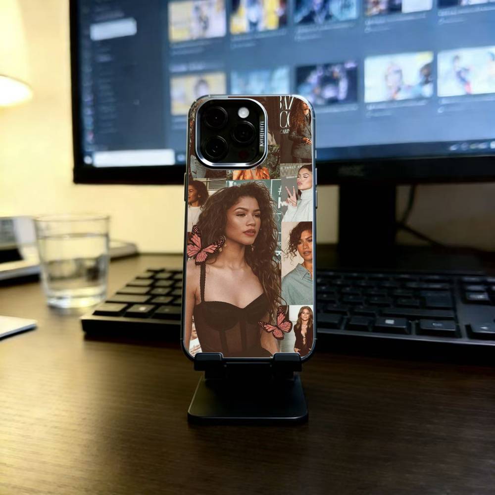 Чехол для телефона Zendaya для iPhone 17,16,15,14,13,12,11 Plus,Pro Max,XS,Разноцветный Серебристый Черный Чехол