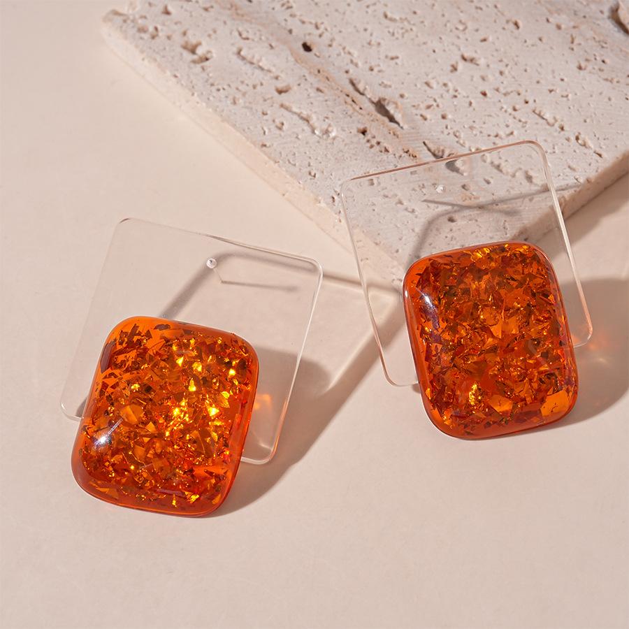 Модные серьги-подвески для женщин