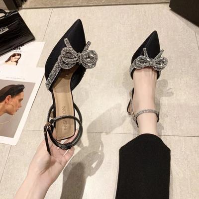 Модные новые модные босоножки на тонком каблуке со стразами, женские милые остроносые босоножки на высоком каблуке с кристаллами и бантом в виде феи, с бриллиантами, босоножки Baotou 2024