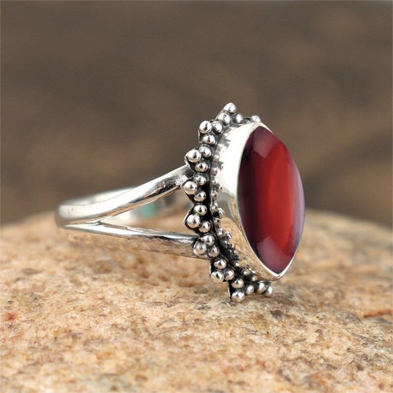 Кольцо с драгоценным камнем маркизы из красного граната, кольцо ручной работы, дизайнерское кольцо, подарок для нее, богемное кольцо, серебряное кольцо 925 пробы