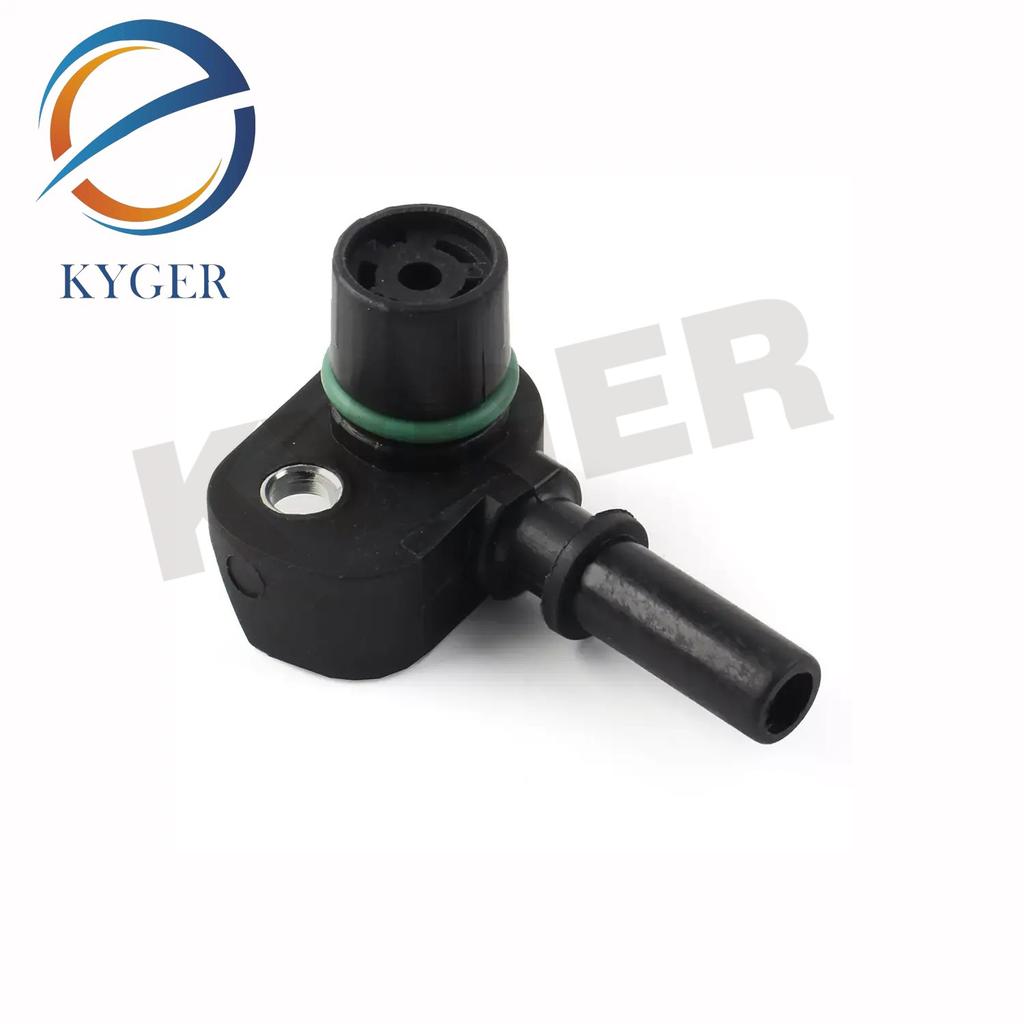 Suitable for Land Rover Discovery Range Rover Vacuum Pump Connector LR082226 High Quality Auto Parts AMEXIAOXU