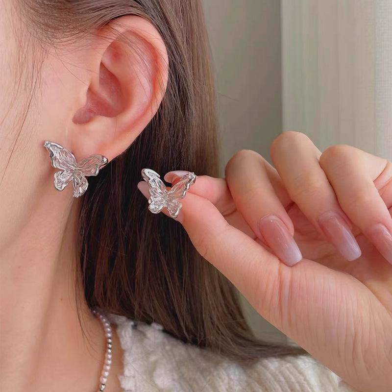 Модные серьги, легкие роскошные длинные серьги в стиле ретро, ​​свежие и милые серьги, элитные серьги в подарок.