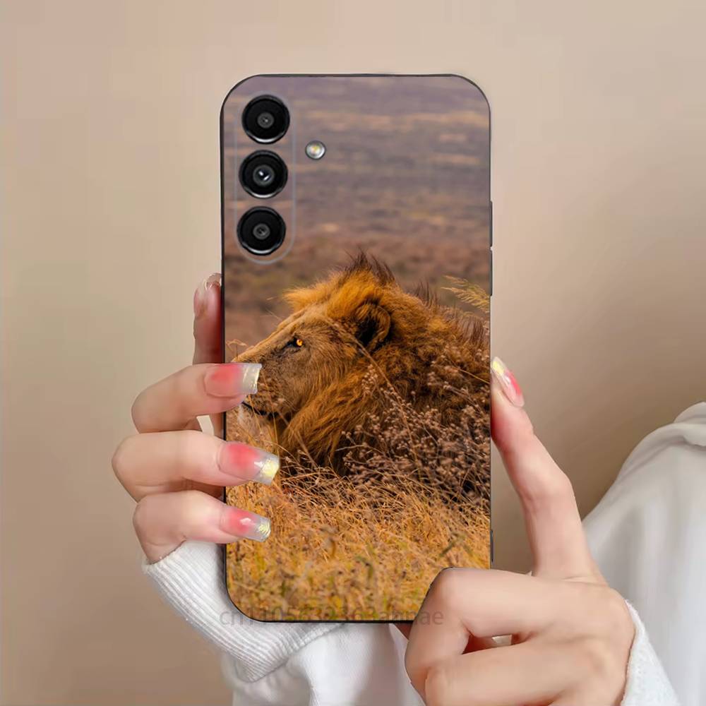 Lion Pattern Phone Case For Samsung S25,24,23,22,21,S20,Ultra,Plus,FE Black Soft Cover