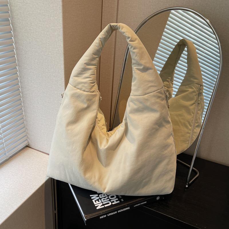Lazy and Relaxed Bag Women's Large-capacity New Spring and Summer Versatile Casual Shoulder Bag Simple Dumpling Bag