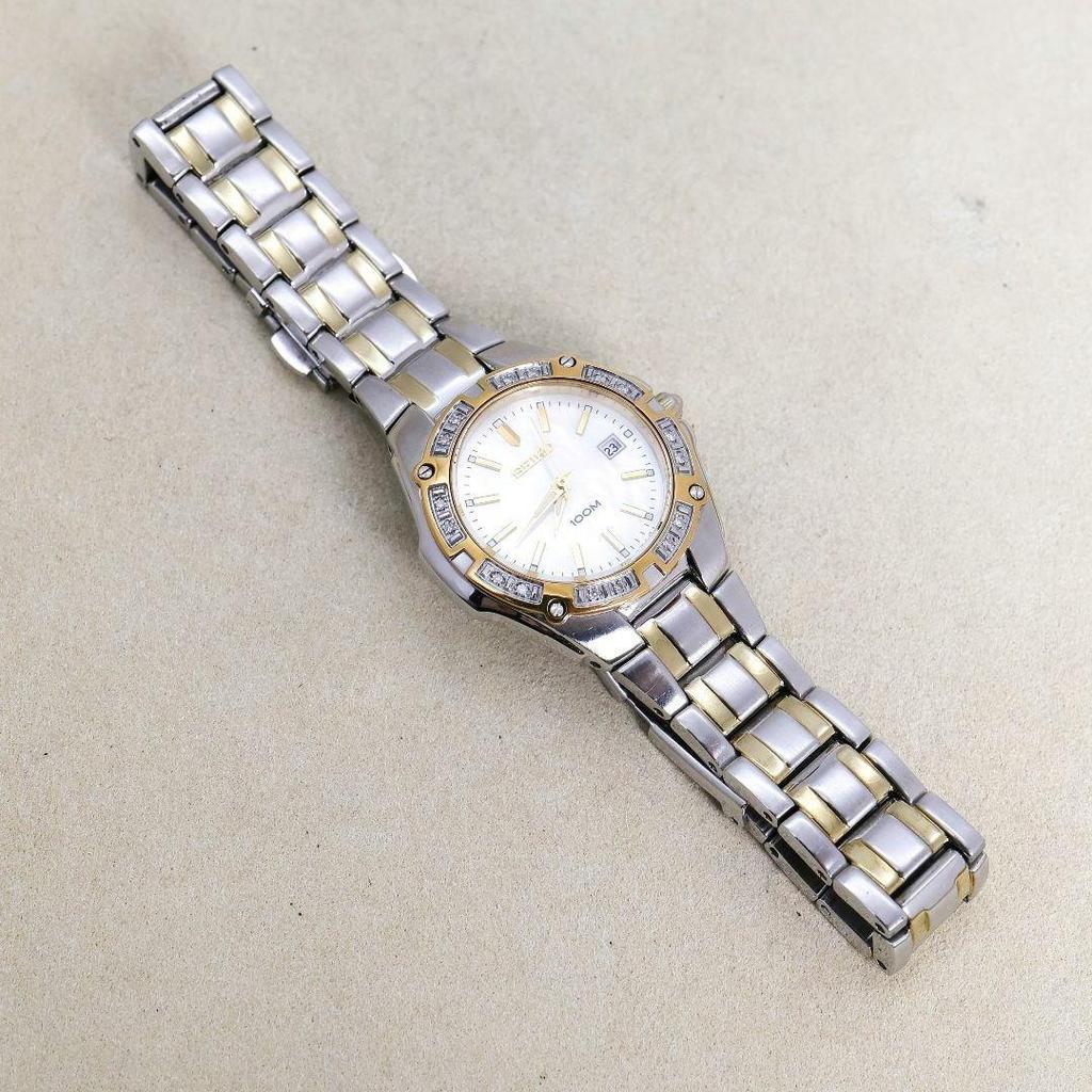 [USED] Working SEIKO Women's Watch with Diamond Bezel and Shell Dial 100M979