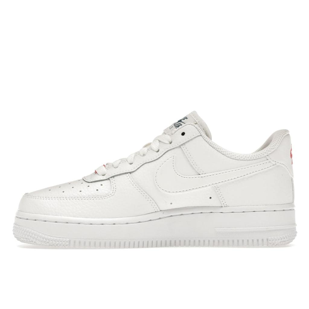 Nike Air Force 1 07 Essential Summit Белые солнечные красные женские кроссовки CT1989-101