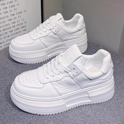 Кожаные маленькие белые туфли на толстой подошве, увеличивающие рост, женские, весенние, новые, студенческие, для отдыха, спортивные, кеды