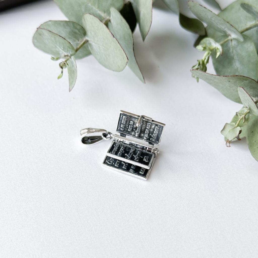 Серебряная подвеска без камней (2156987)