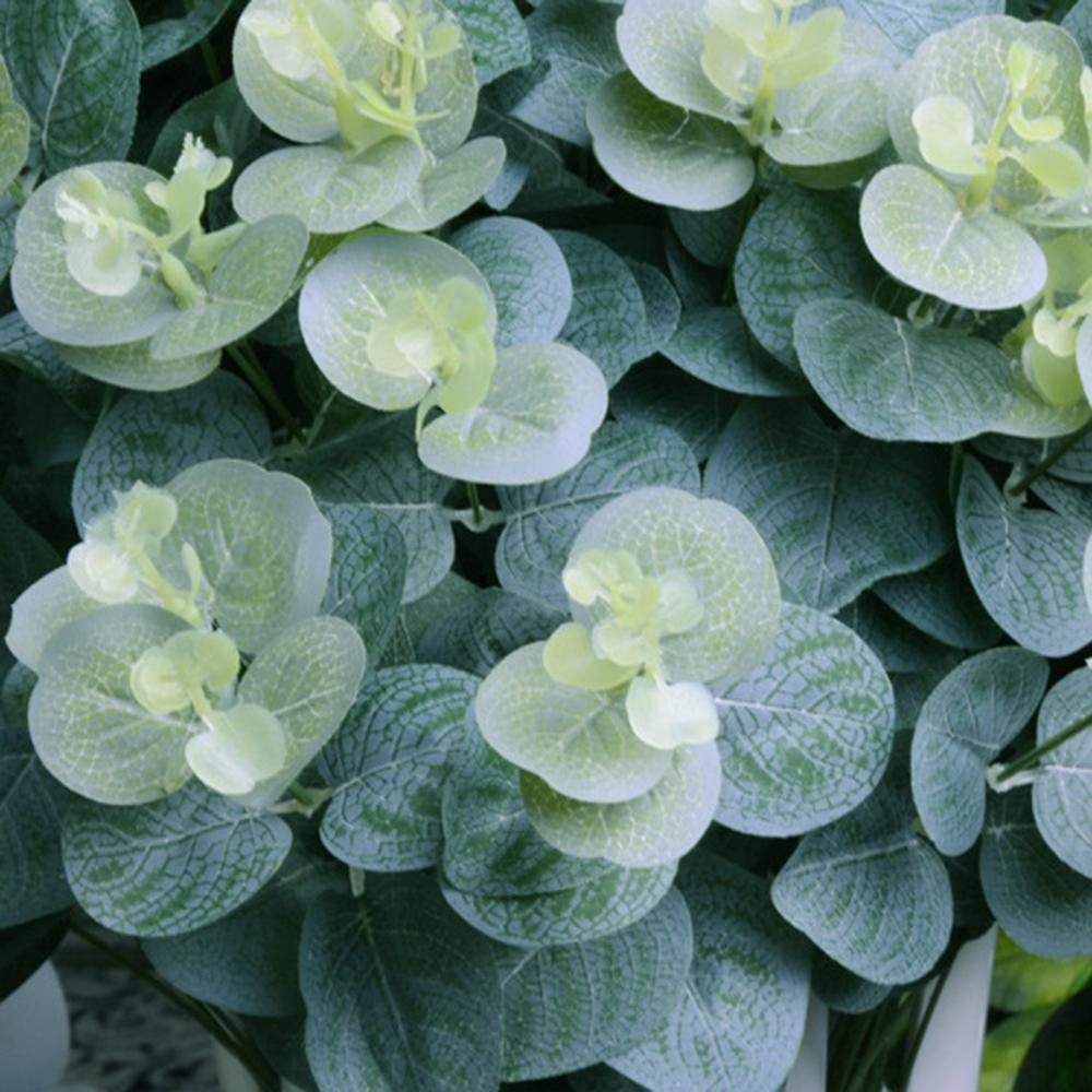 Искусственные цветы для декора помещений