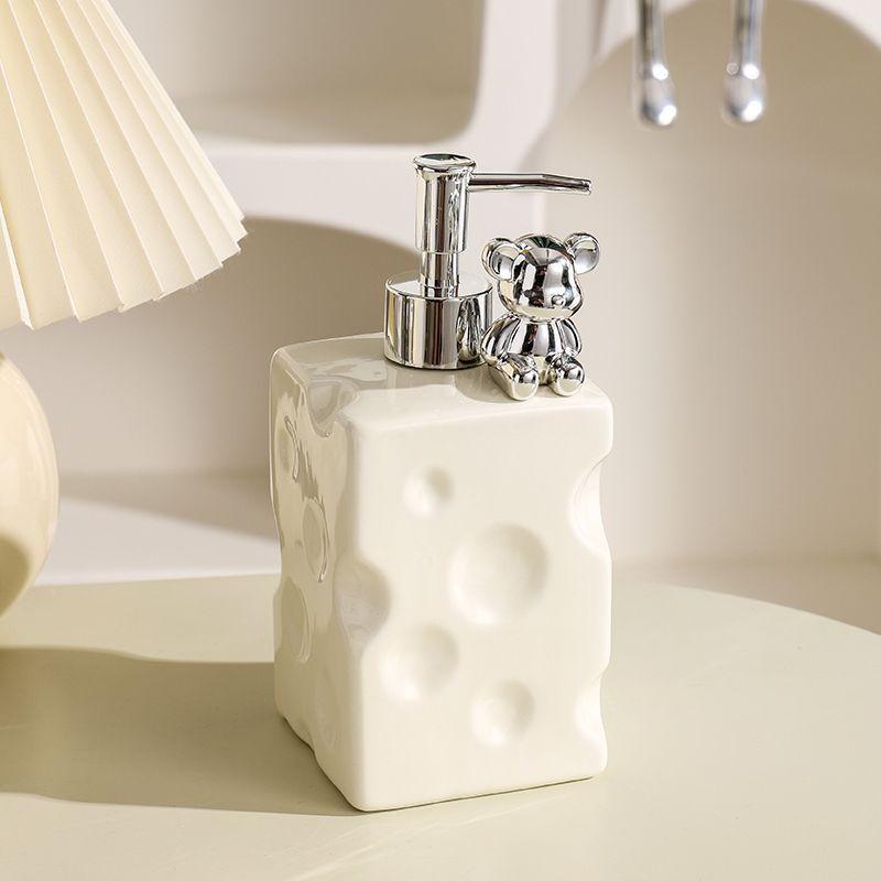 Бутылка для лосьона в европейском стиле с бантом, 600 мл, контейнер для хранения в виде кролика, бытовая бутылка с разделителем для шампуня и геля для душа, аксессуары для ванной комнаты